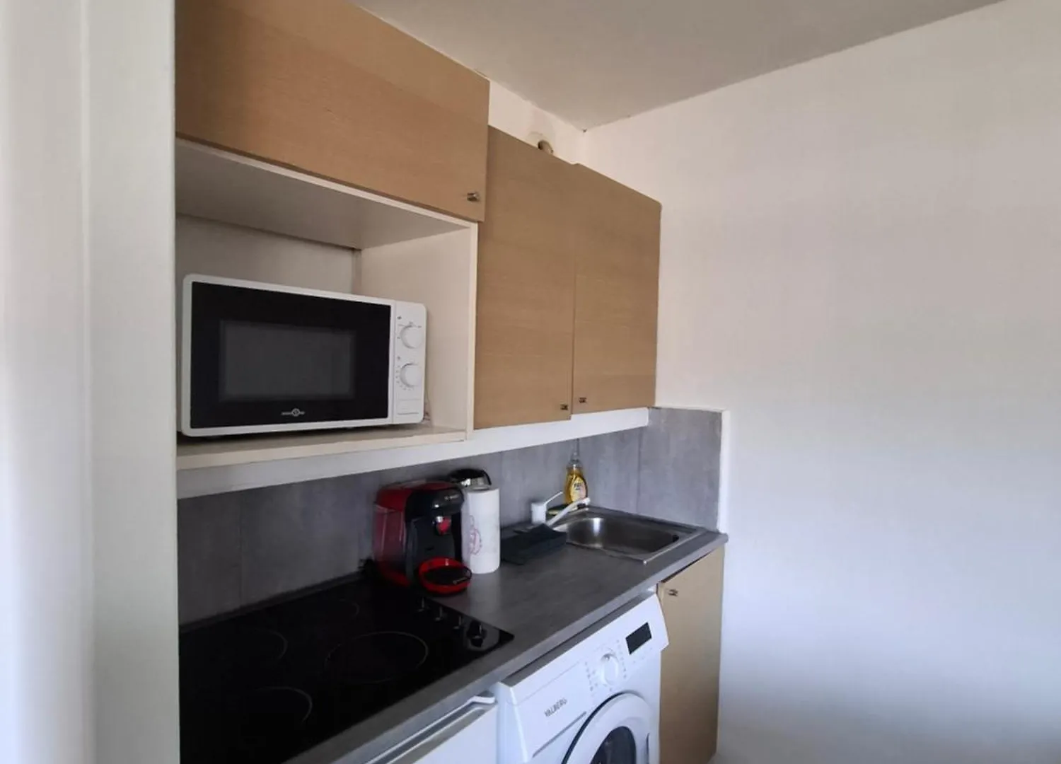 아파트 Appartement 3 Pieces, Proche Plage Et 칸느
